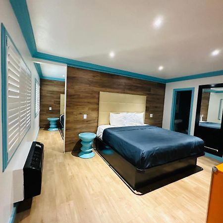 Casa Blanca Inn & Suites Whittier Extérieur photo