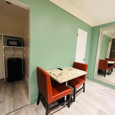 Casa Blanca Inn & Suites Whittier Extérieur photo