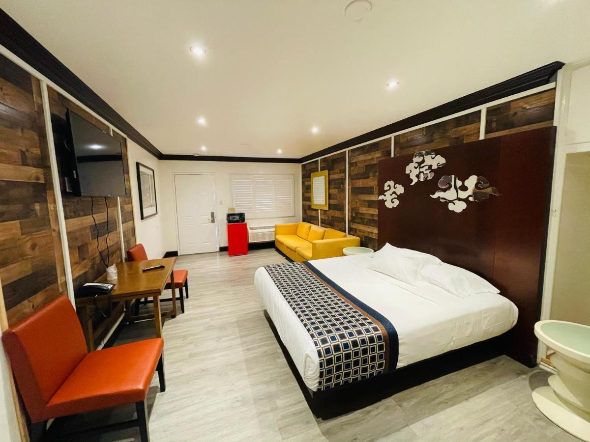 Casa Blanca Inn & Suites Whittier Extérieur photo