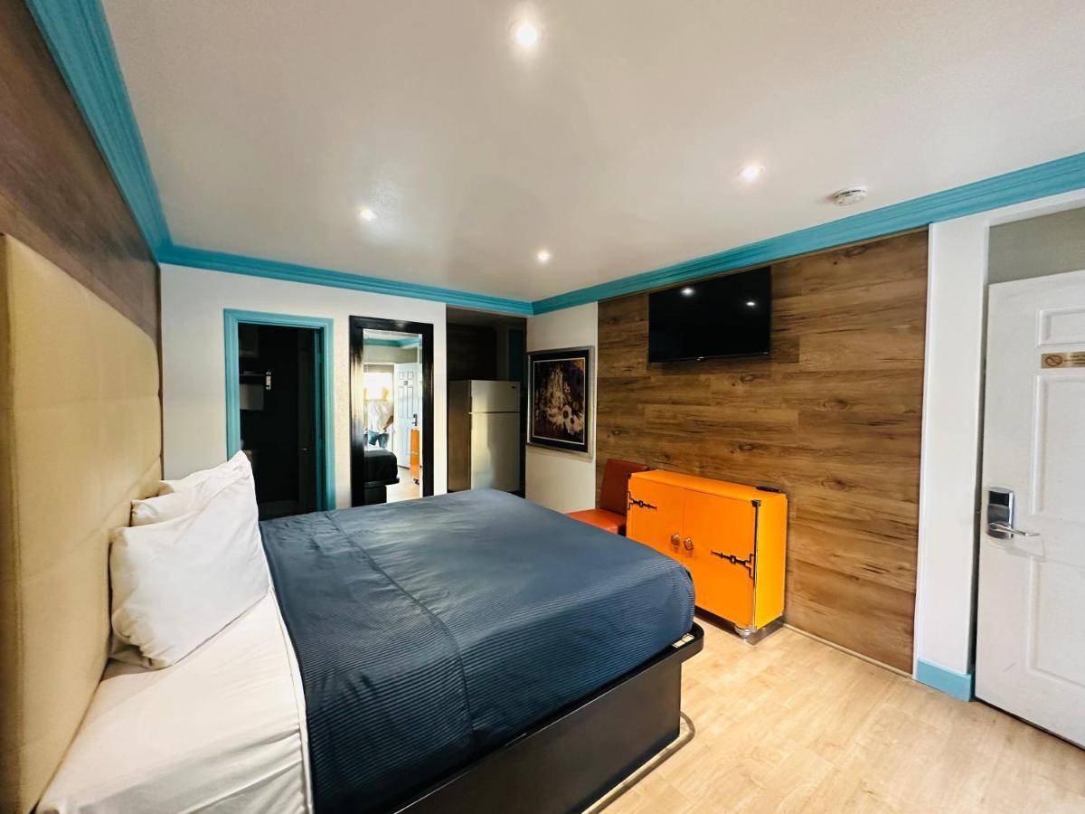 Casa Blanca Inn & Suites Whittier Extérieur photo